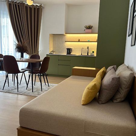 Flora Apartments Sarande Ngoại thất bức ảnh