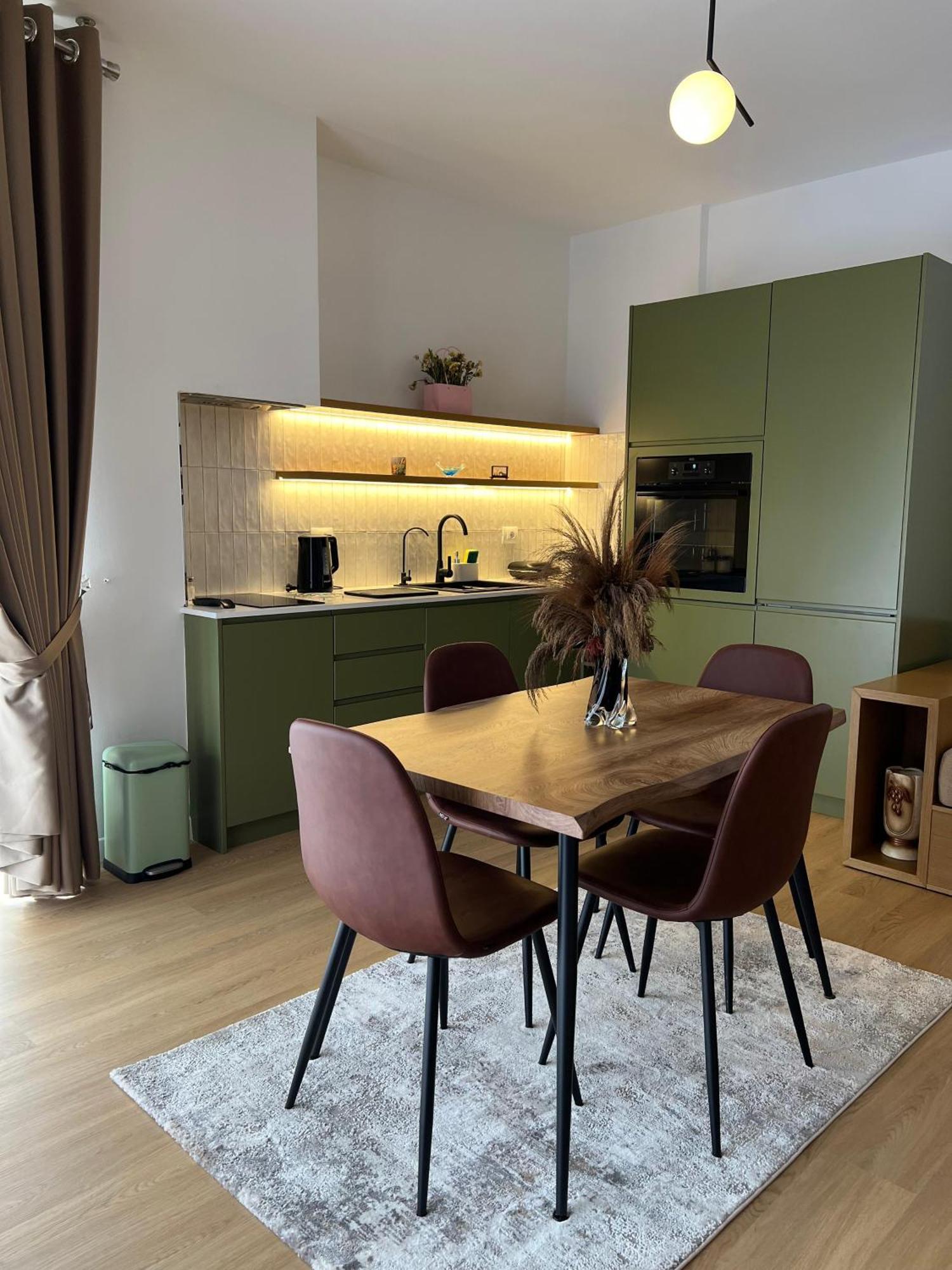 Flora Apartments Sarande Ngoại thất bức ảnh