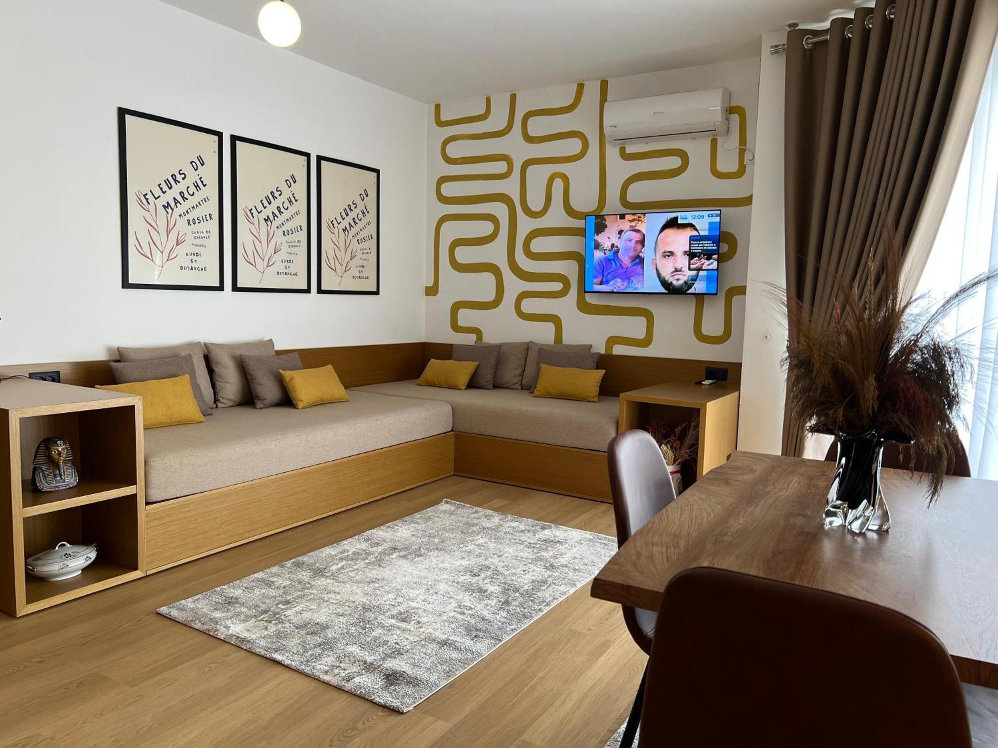 Flora Apartments Sarande Ngoại thất bức ảnh