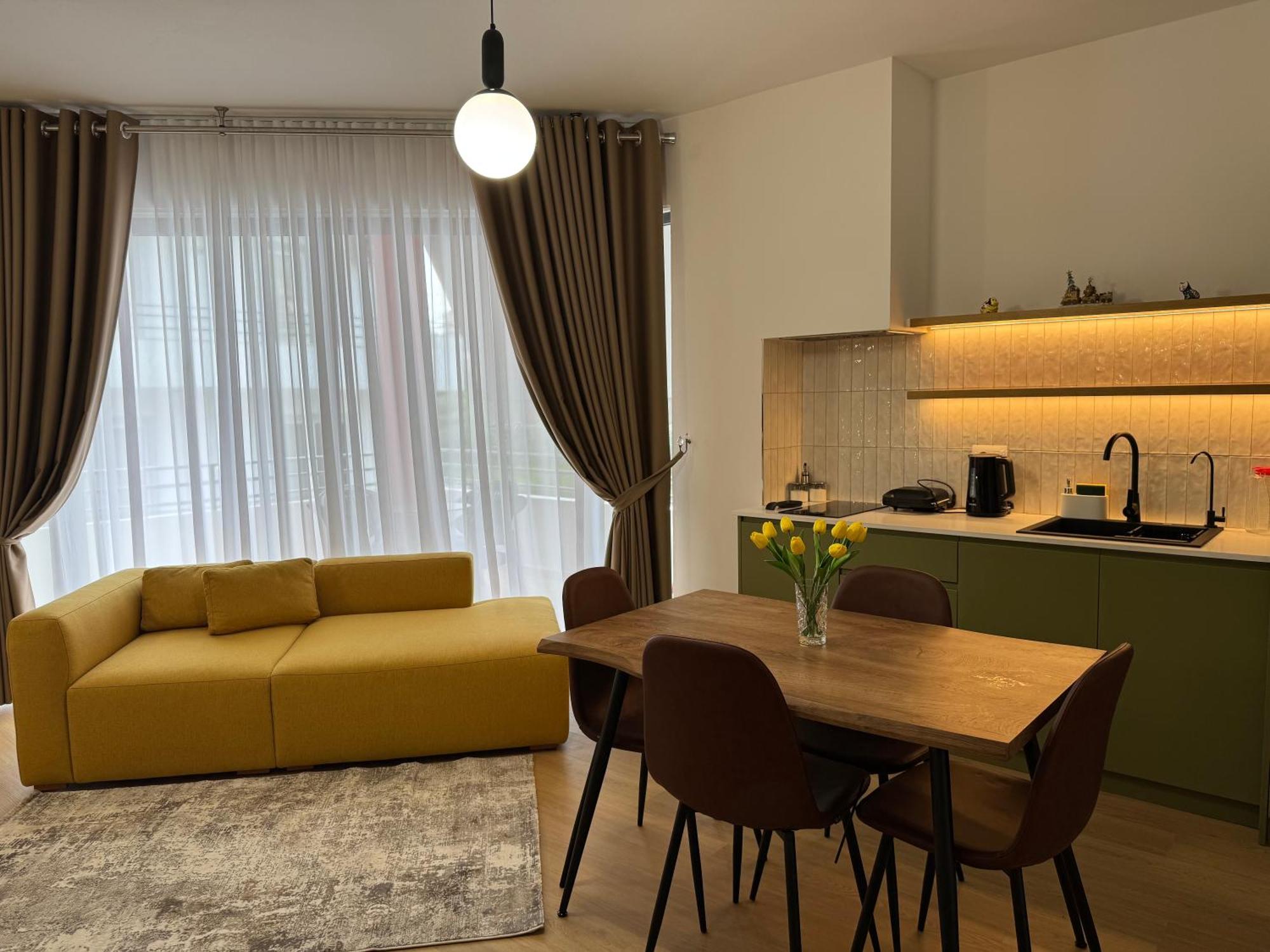 Flora Apartments Sarande Ngoại thất bức ảnh